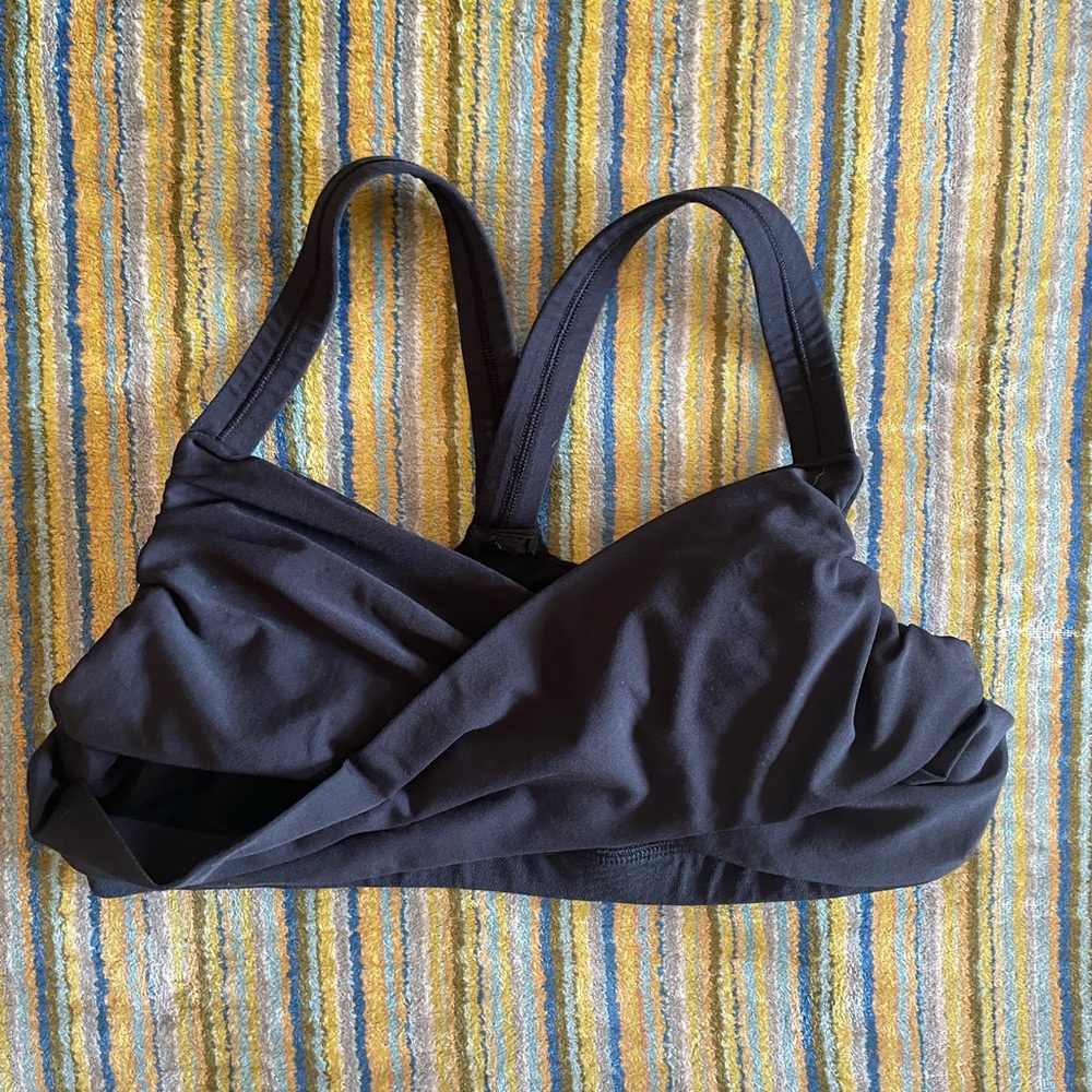 Lululemon swimming suit top